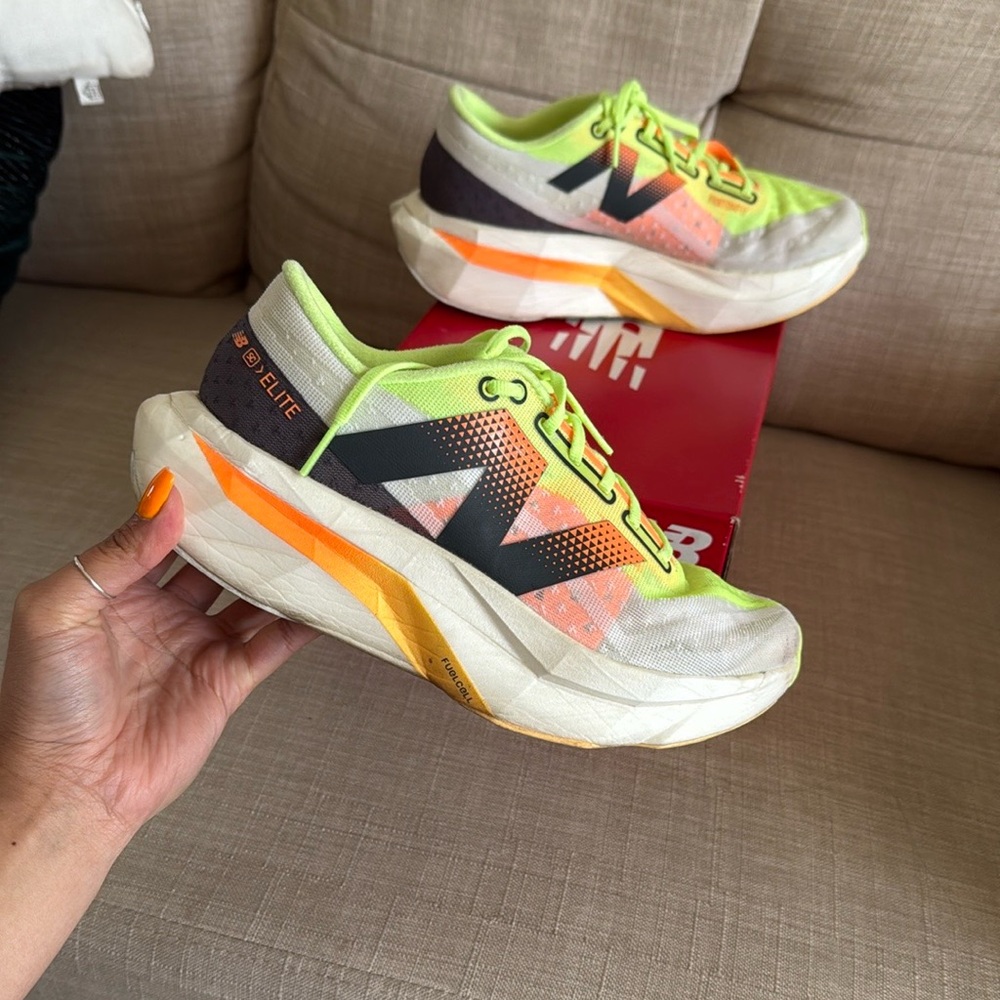 New Balance FuelCell SuperComp Elite v4